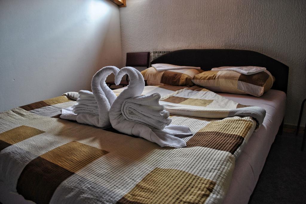 Hostel Cuba Banja Luka Bilik gambar