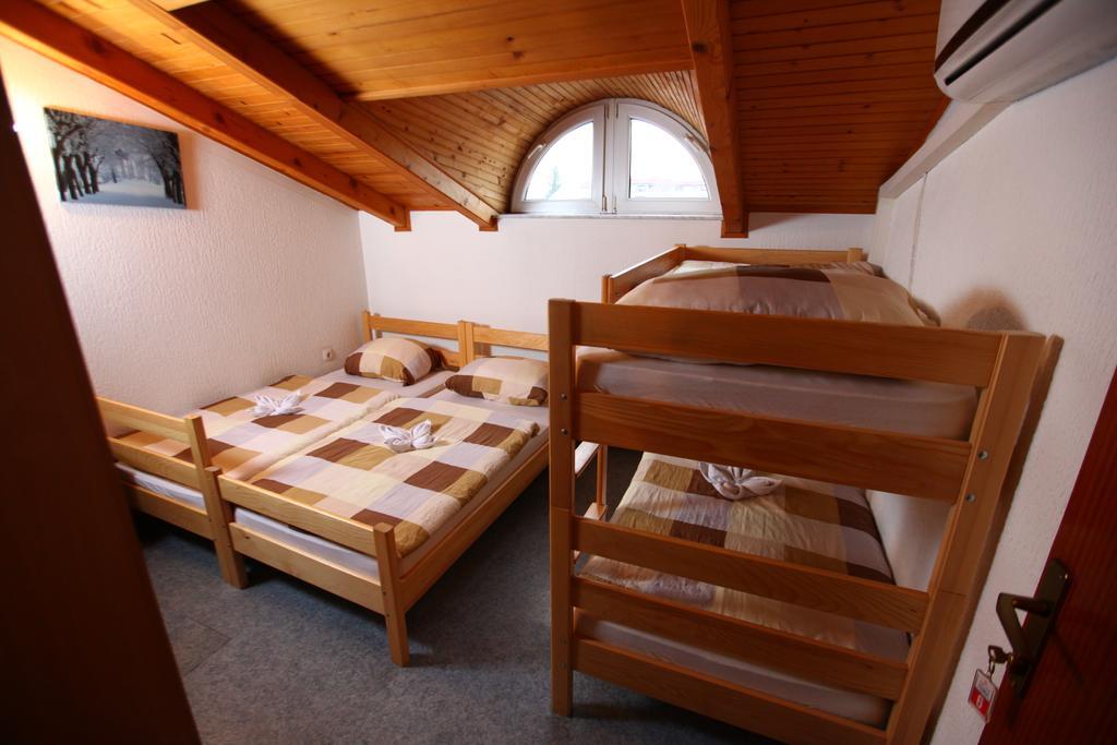 Hostel Cuba Banja Luka Luaran gambar